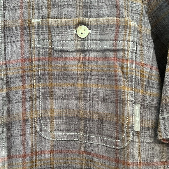 Men’s large classic fit Eddie Bauer plaid and tie dye button down - Picture 4 of 6